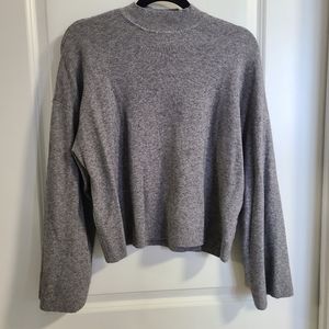 Seven sisters gray sweater